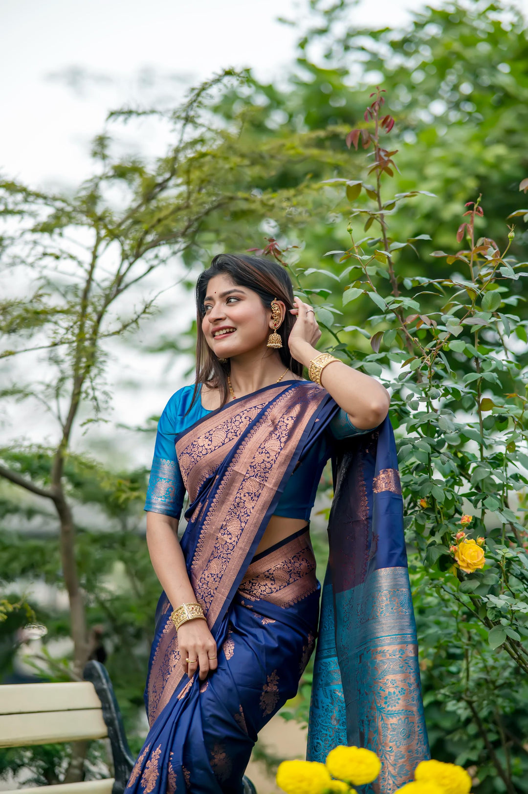 Navy Blue Indian Saree with beautiful zari patterns, ideal for weddings, parties, and traditional Indian events.