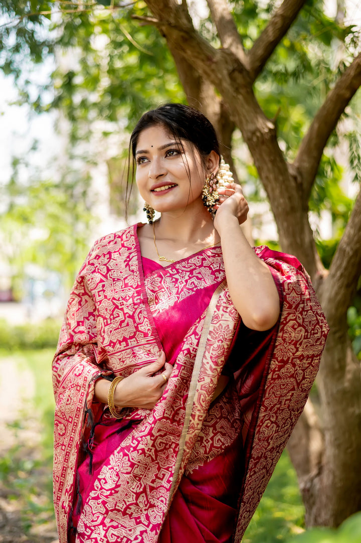 Stunning sea-blue handloom raw silk saree with intricate weaving pallu and matching blouse piece, perfect for elegant functions.