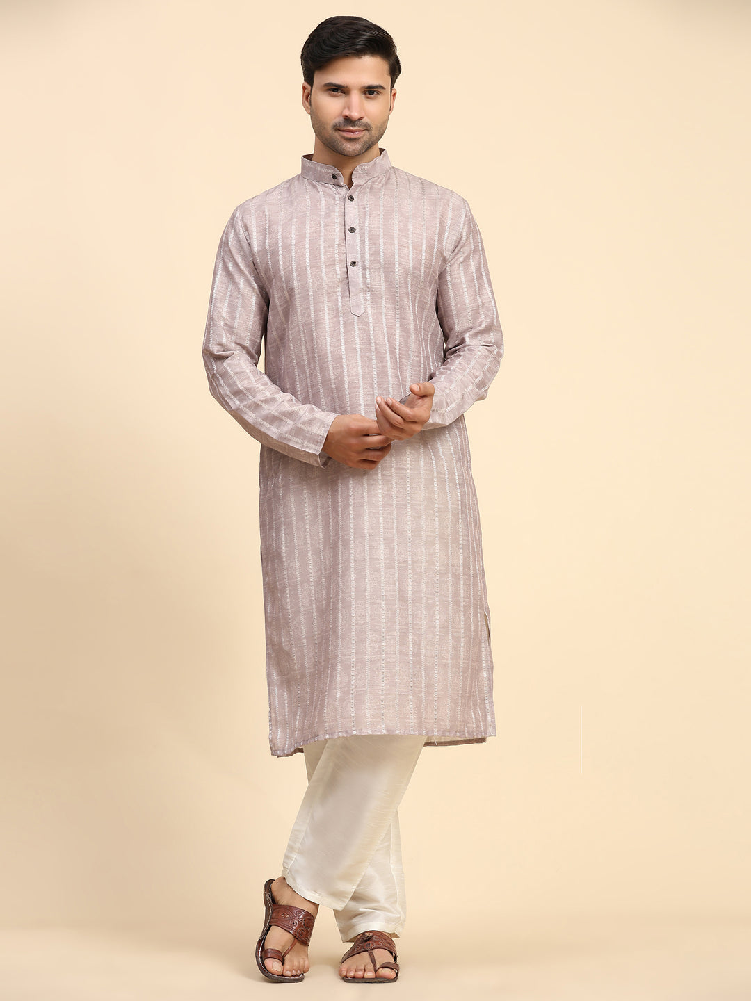 Light mauve kurta pajama set for men, perfect for festive and sangeet wear.