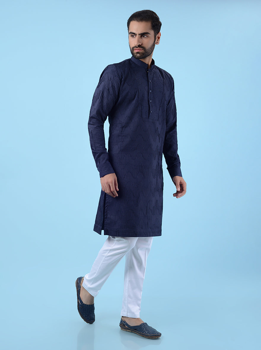 Stylish blue silk kurta set for men, combining tradition and modern fashion for celebrations in the USA.