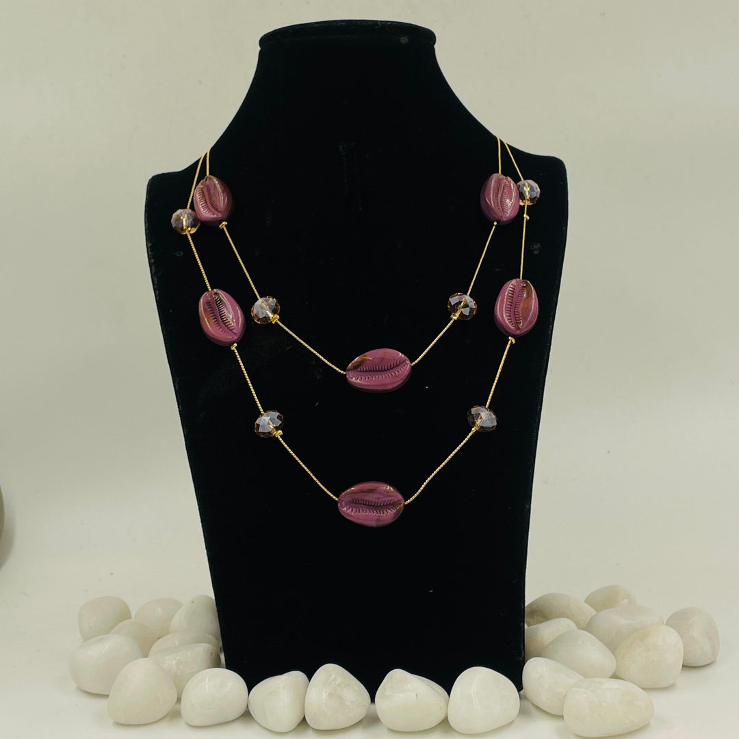 Radiant pearl necklace set, perfect for adding elegance to bridal and party attire.