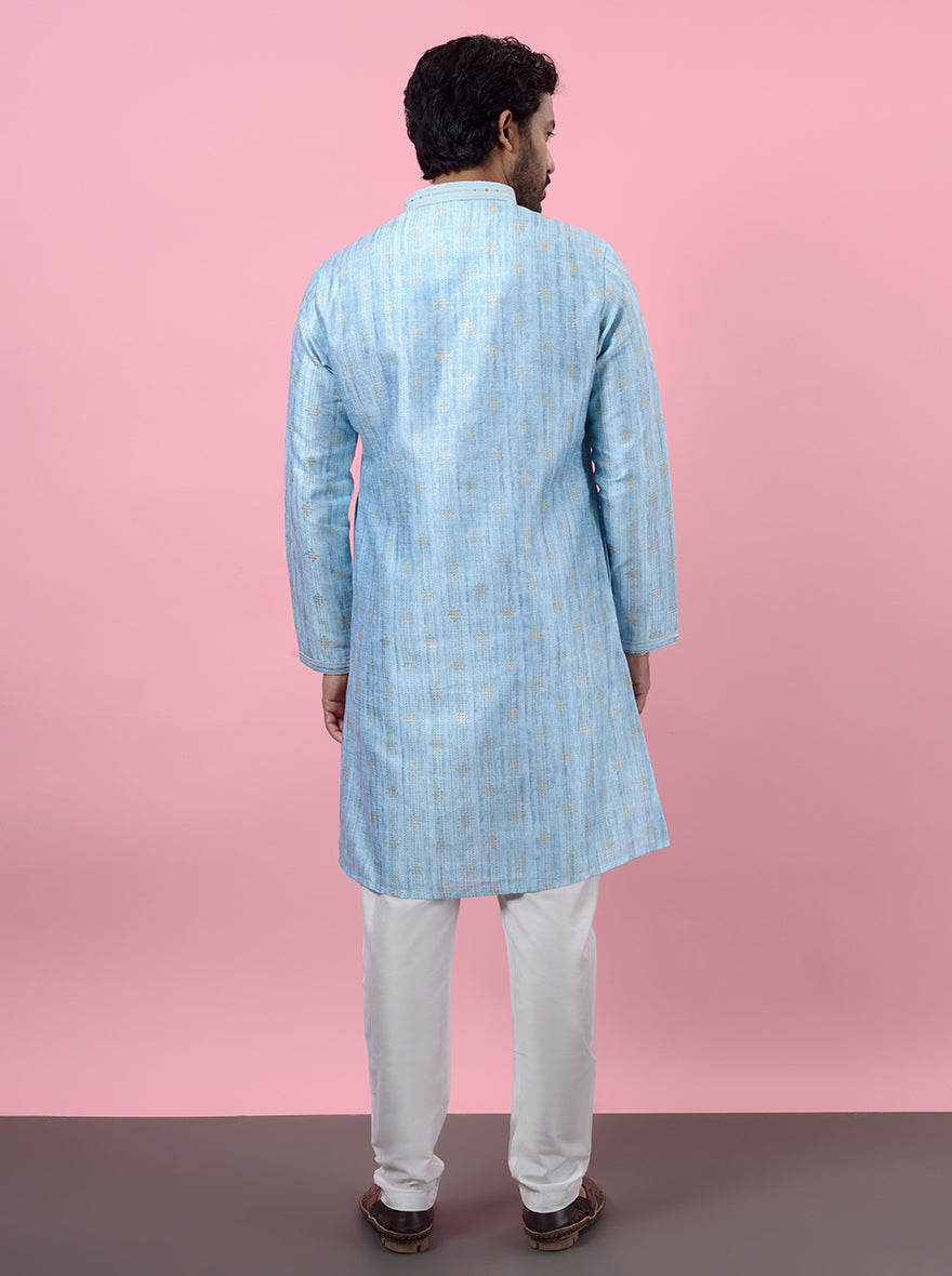 Embrace style and comfort with this fashionable Sea Blue Kurta Pajama.