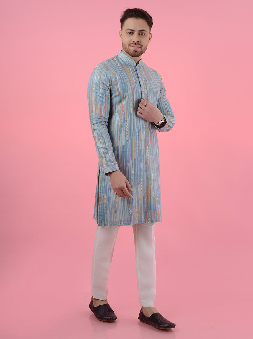 Stylish kurta set for men's ethnic fashion.