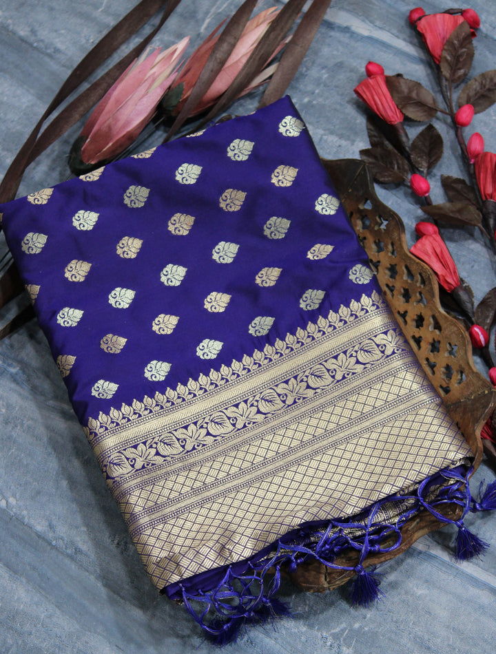 Banarasi Katan silk saree featuring an elegant woven pallu and pure zari border