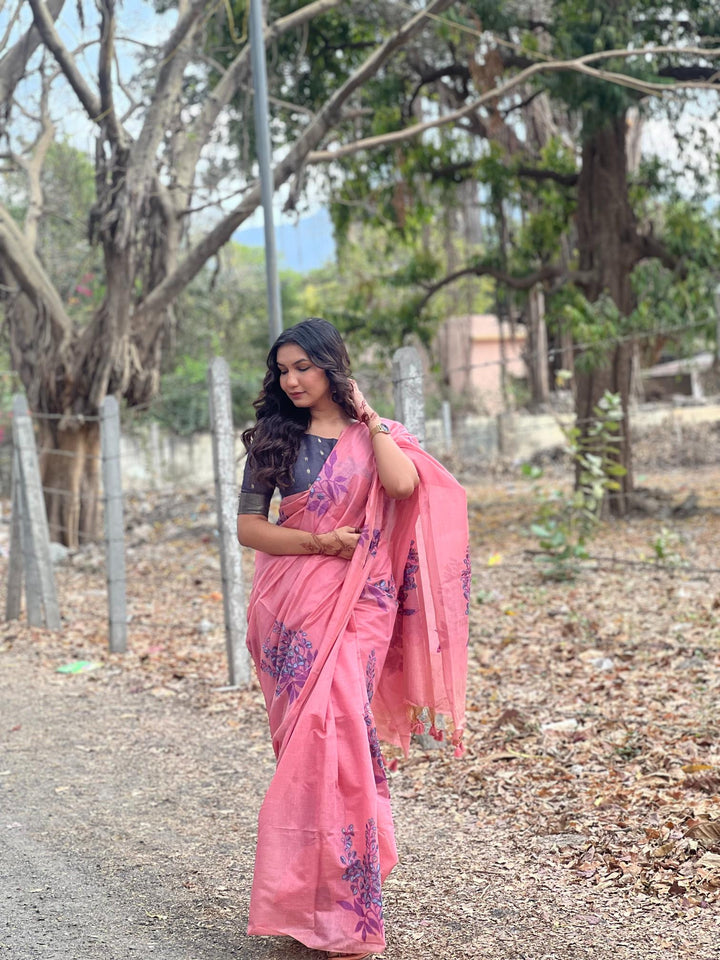 Classic 5.5 MTR Muga silk saree, perfect for weddings and special occasions