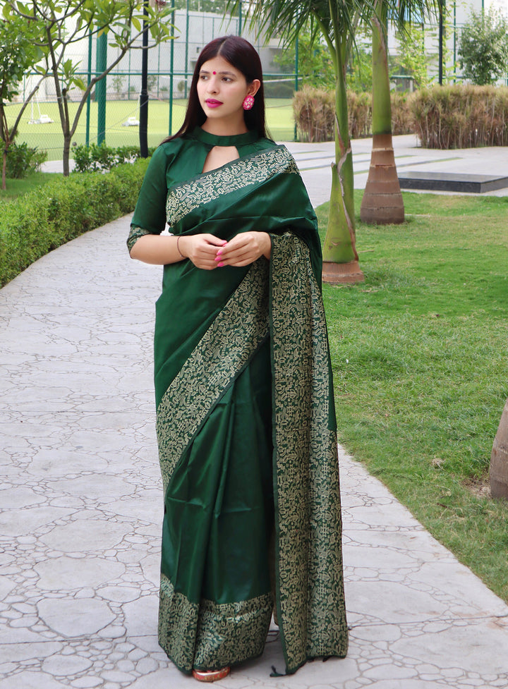 Lovely {color} Indian wedding saree made of raw silk, perfect for the bride or wedding guest.