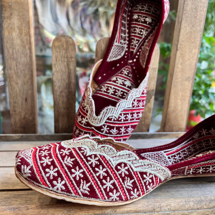 Royal Mehfil Juttis | Handcrafted Maroon Velvet with Zari & Resham Embroidery