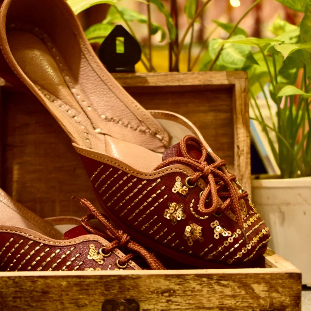 Handmade Lace-Up Leather Jutti | Perfect Fusion of Tradition & Trend