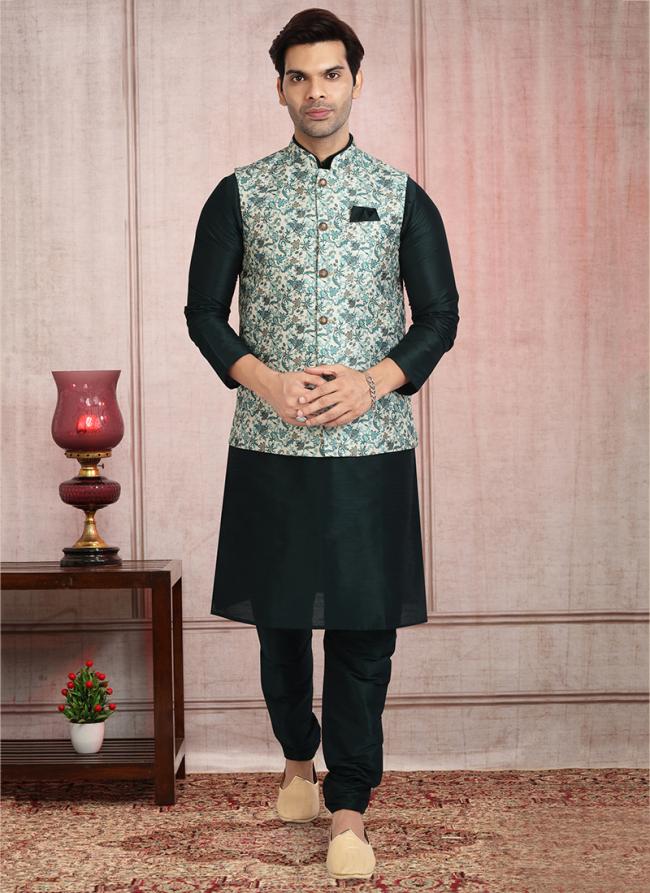 Glamorous Rich Light Green Kurta Pajama | Perfect for Grand Celebrations & Traditional Gatherings