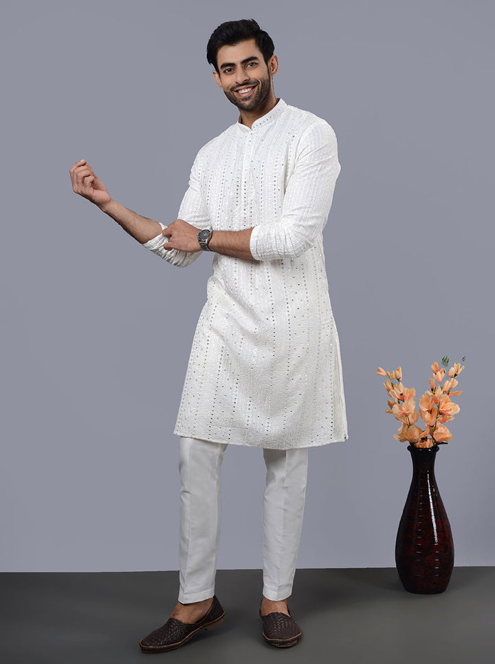 Comfortable off-white kurta, showcasing a blend of tradition and style.