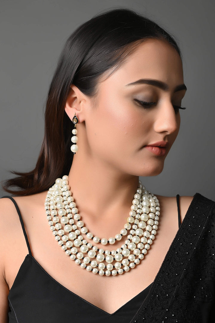 Elegant Statement Necklace | Classy Pendant Jewelry