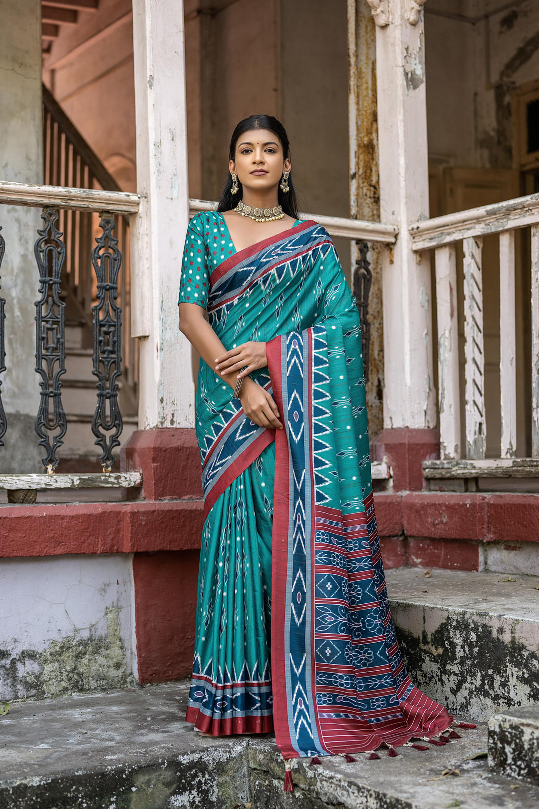 Perfect for festivals: Tussar silk saree with temple border and Ikkat design