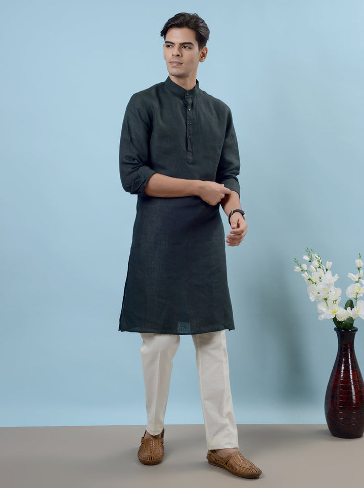 Enjoy the versatility of this olive green kurta pajama, designed to impress at gatherings in the USA.