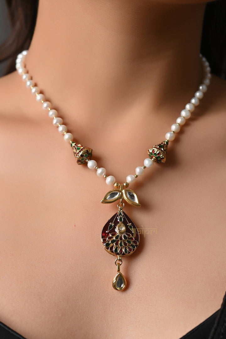 Elegant Floral Pendant Set | Premium Jewelry Collection