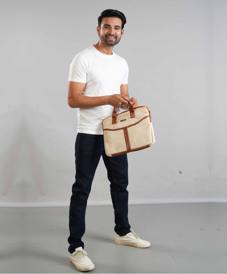 Stylish Jute Laptop Sleeve | Eco-Friendly Protection for Professionals