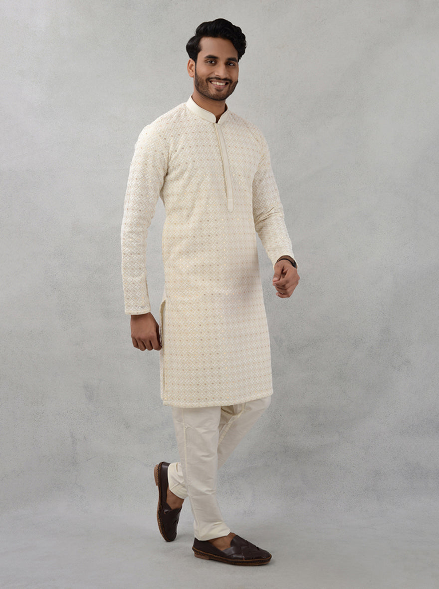 Unique cream kurta for stylish celebrations in the USA.