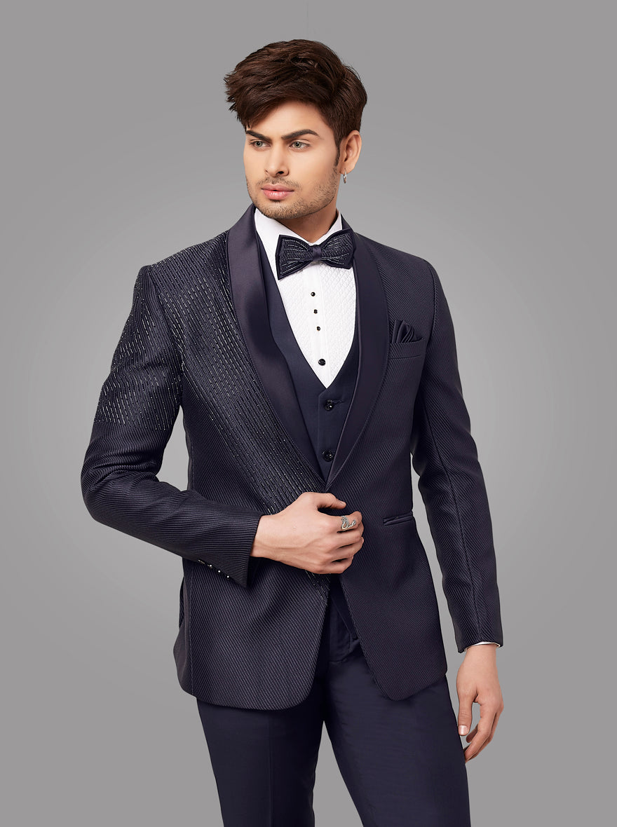 Men's navy-blue suit made from high-quality Jacquard fabric, ideal for weddings and formal events.