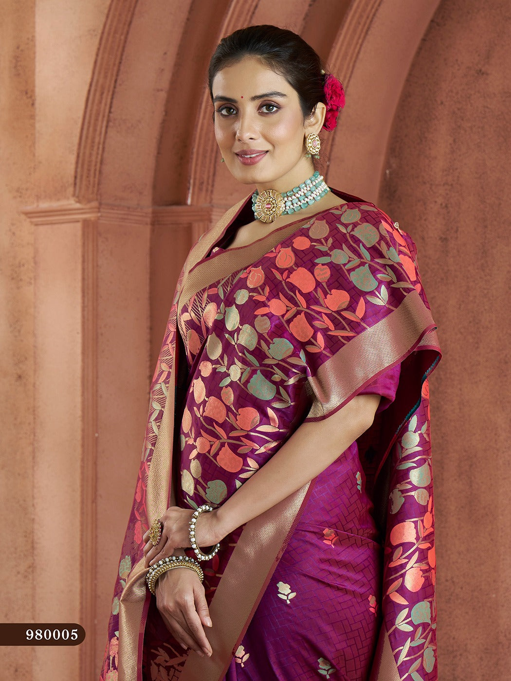 Graceful lavender-dream Banarasi saree with delicate zari accents, ideal for bridal wear.