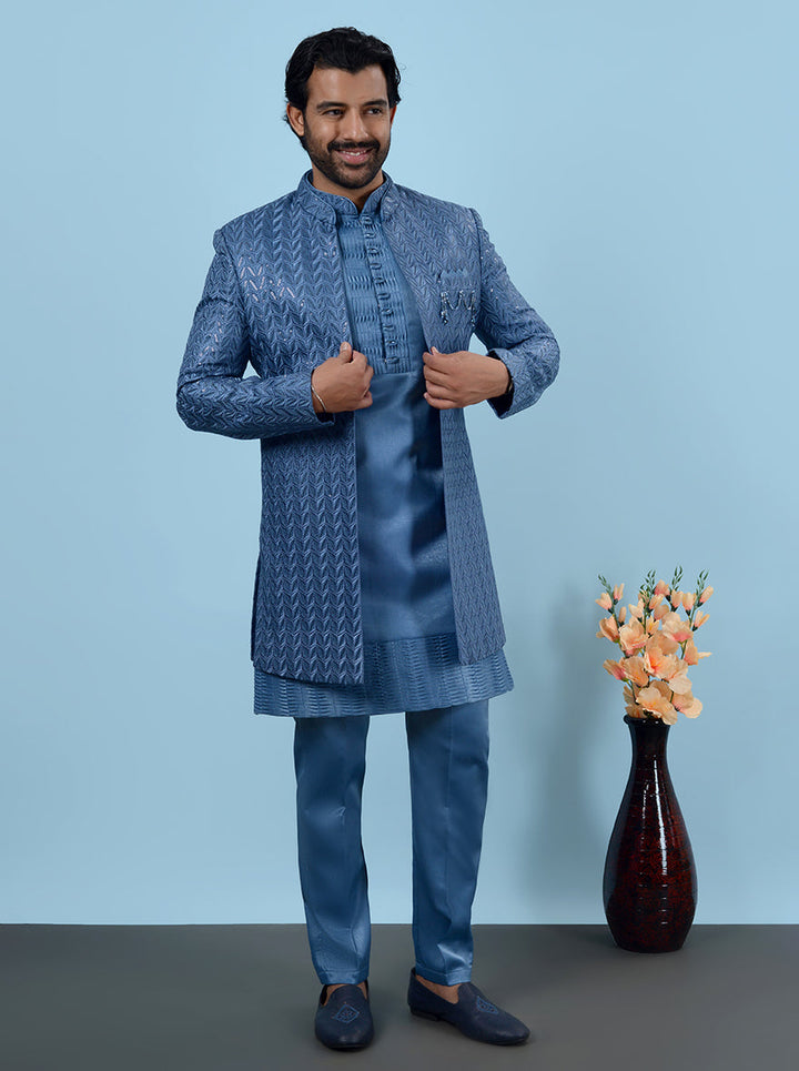 Stand out at your sangeet celebration in the USA with this chic Blue Indowestern, made from luxurious silk blend fabric and embellished with exquisite embroidery for a refined touch.