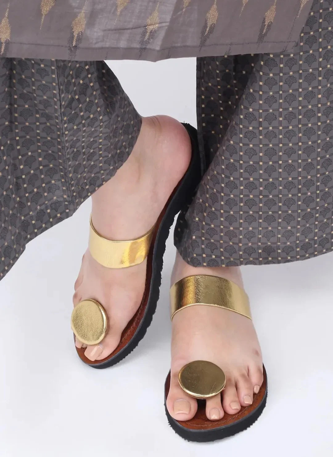 Stylish Gold Kolhapuri Sandals | Traditional Craft with Modern Touch