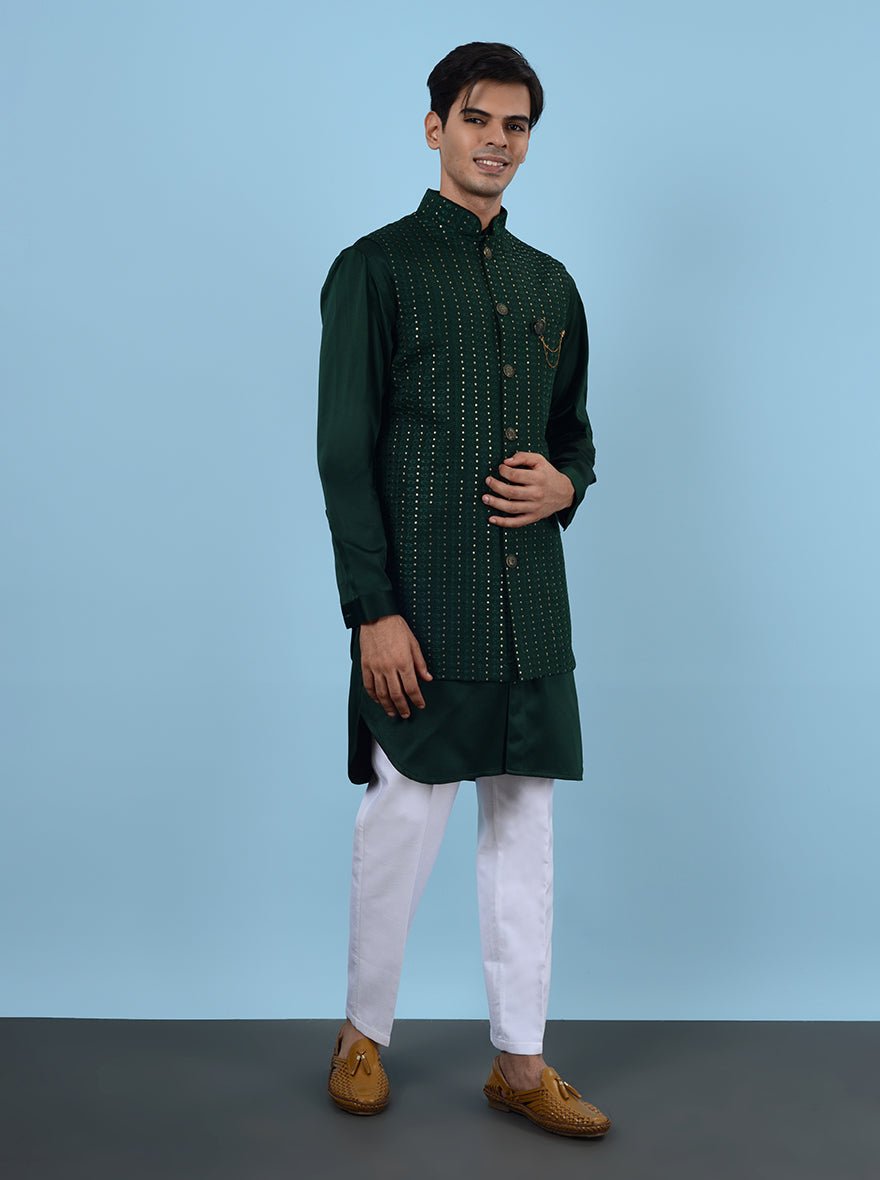 USA men’s green kurta set with koti, designed for mehndi celebrations.