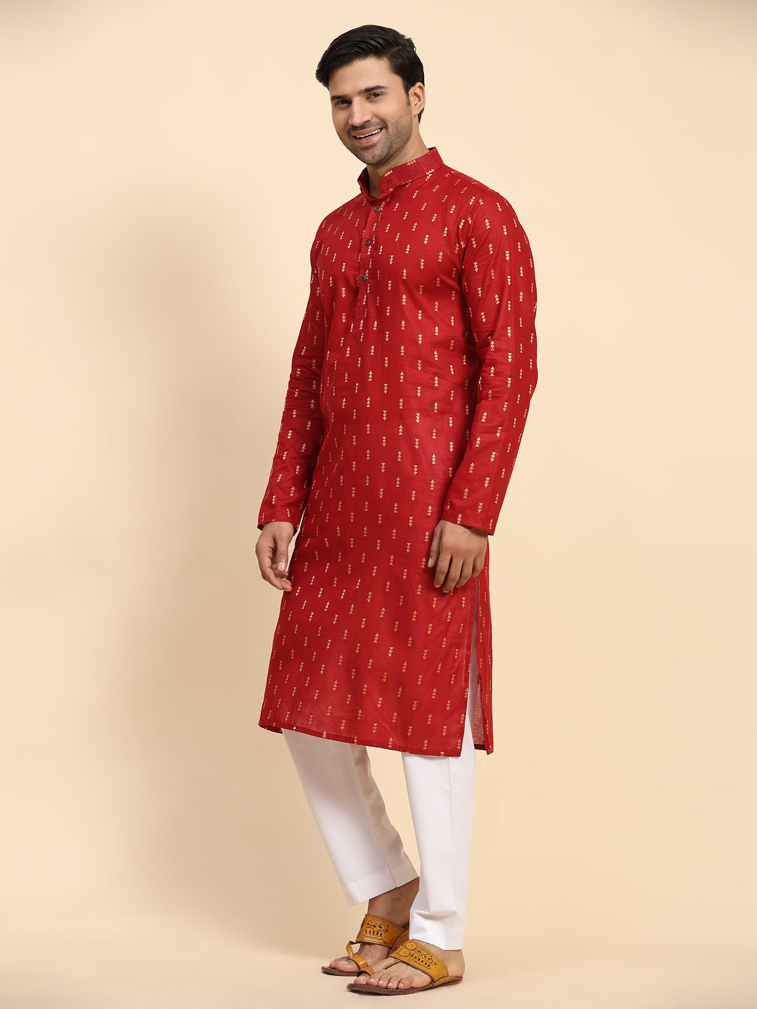 Red pure cotton men's kurta with weaved design, perfect for casual events.