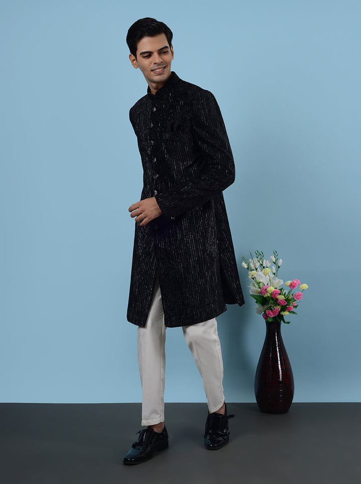 Experience the versatility of the Black Indo-Western Suit, designed to impress at weddings and formal occasions in the USA.