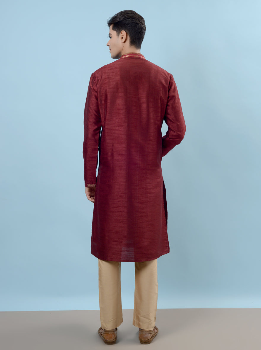 Celebrate in sophistication with our wine kurta pajama, ideal for men's festive wear.