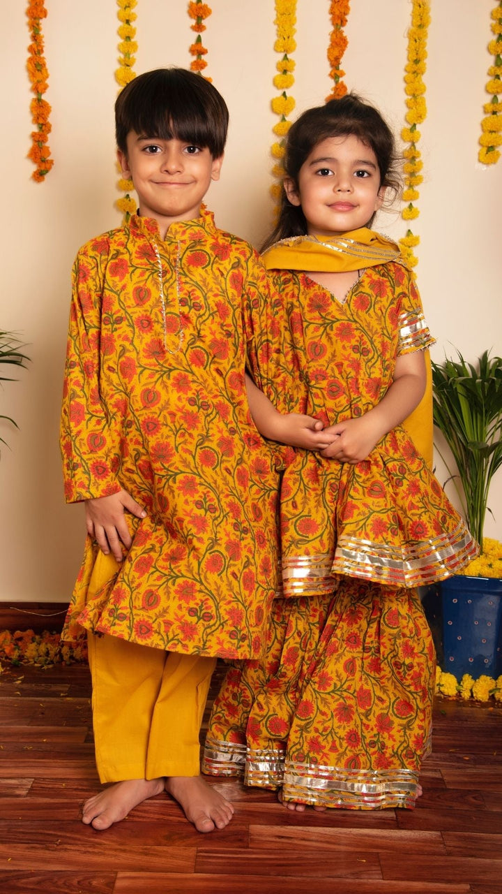 BACHPAN DARPAN HAND BLOCK KURTA PANT SET - Pomcha Jaipur