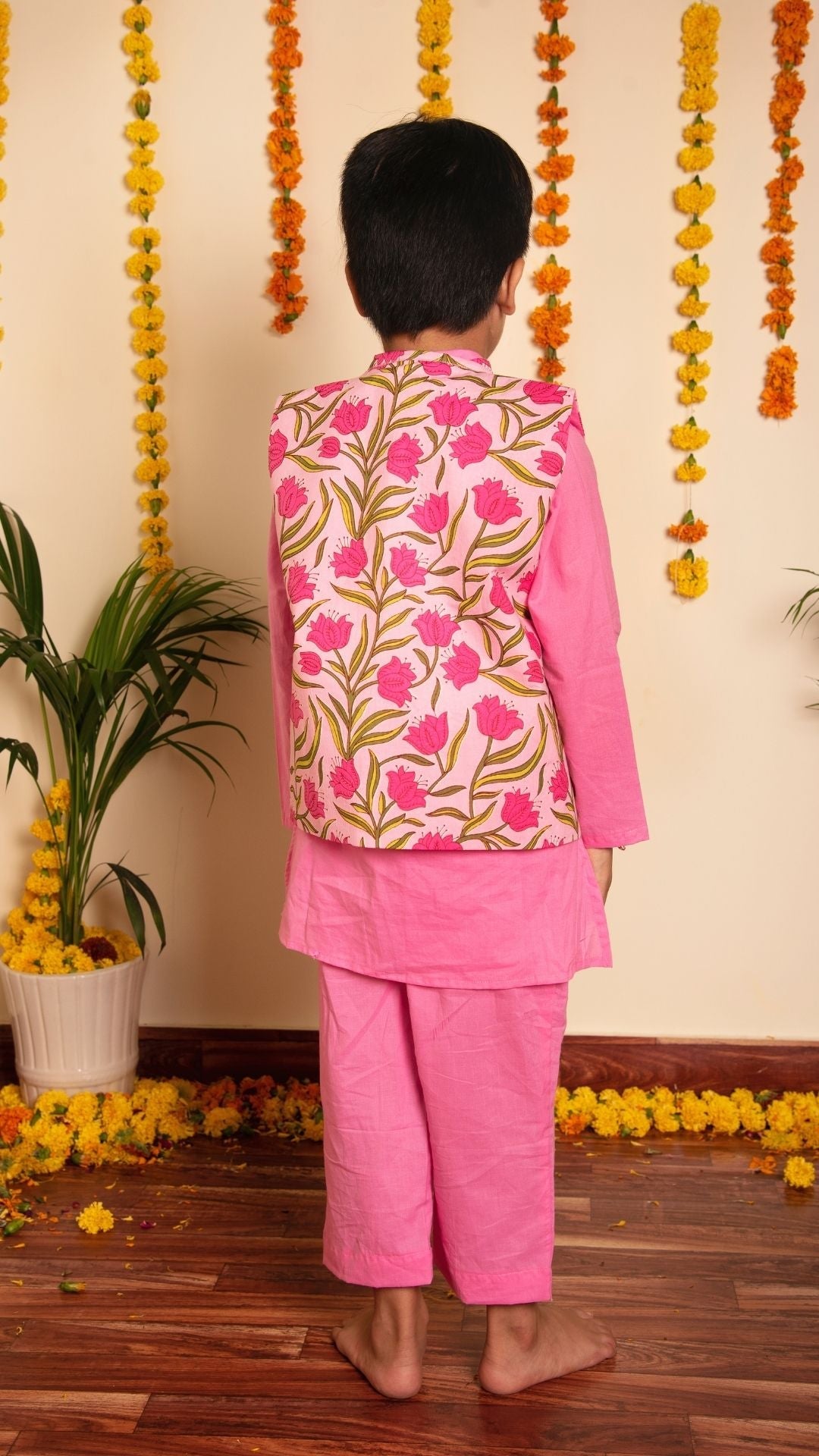 BACHPAN GULBHAR KURTA JACKET SET - Pomcha Jaipur