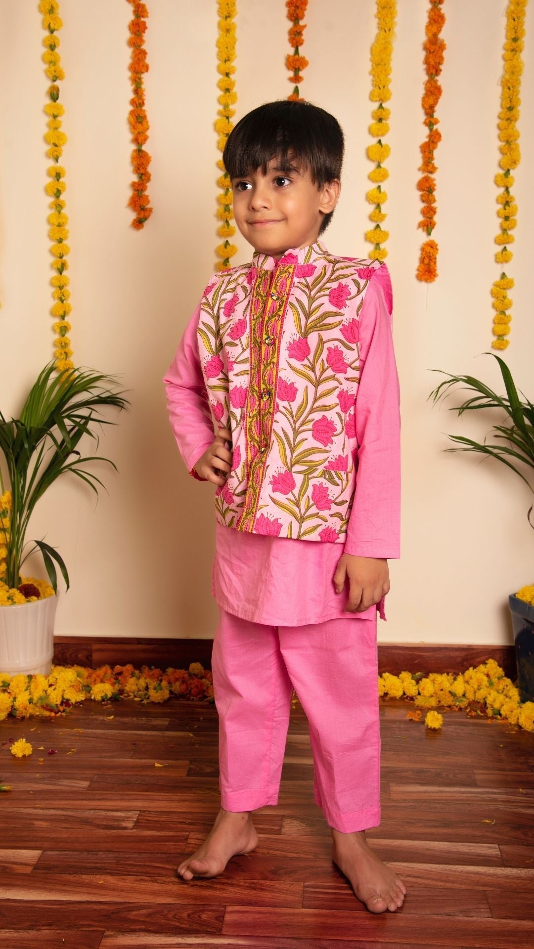 BACHPAN GULBHAR KURTA JACKET SET - Pomcha Jaipur