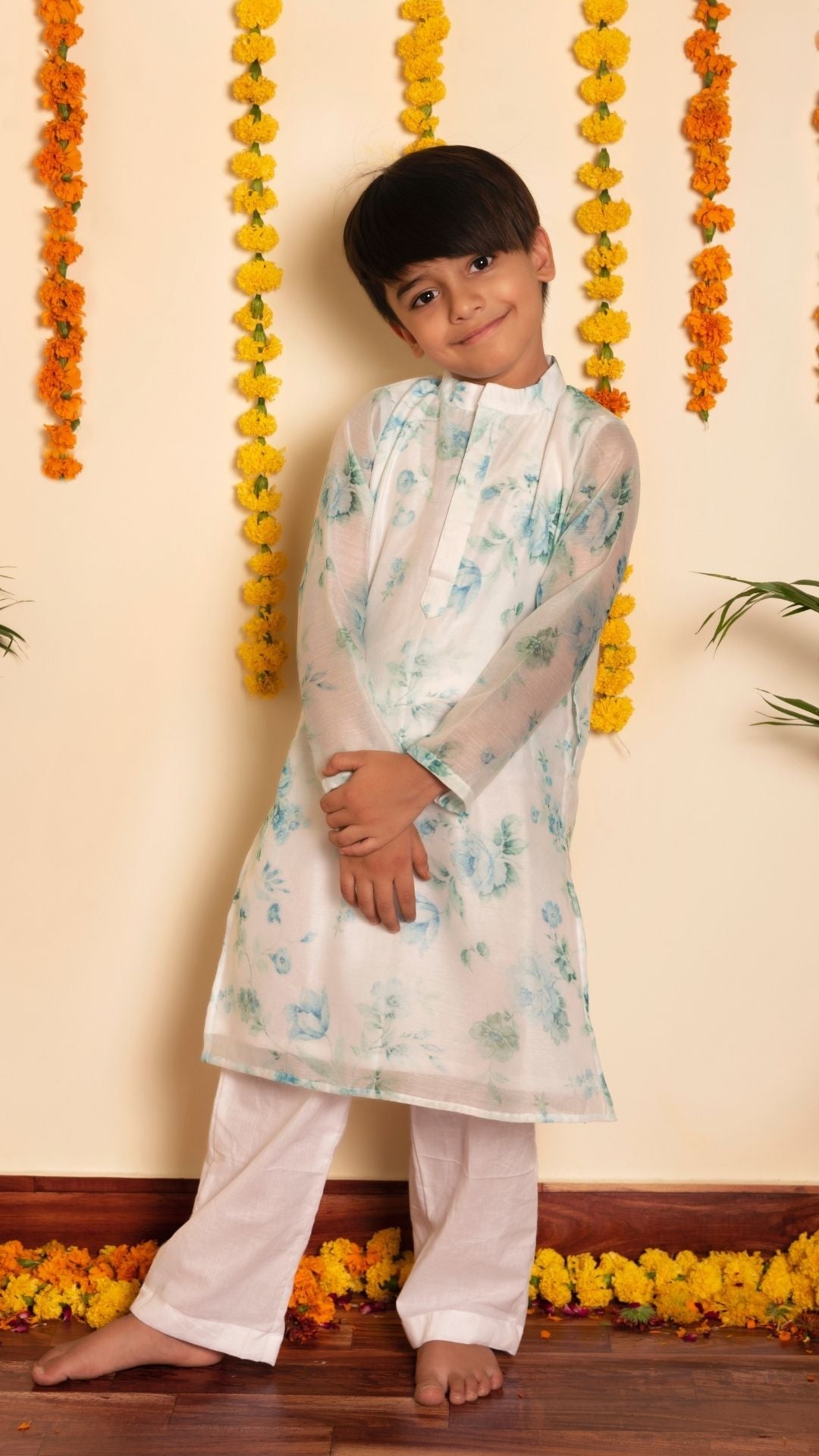 BACHPAN FALAK KURTA PANT SET - Pomcha Jaipur