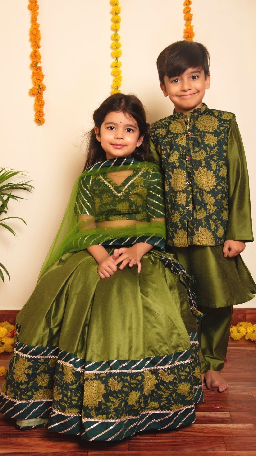 BACHPAN IDIKA GREEN KURTA JACKET SET - Pomcha Jaipur