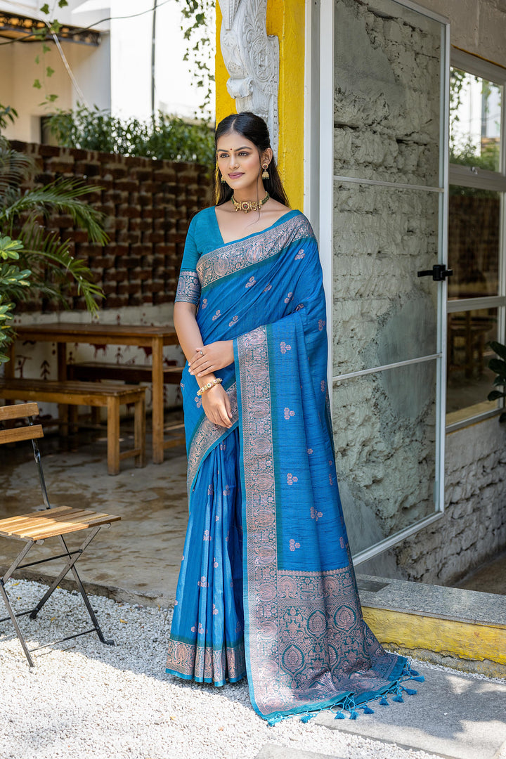 Traditional Banarasi saree with intricate zari weaving, crafted for USA festivals