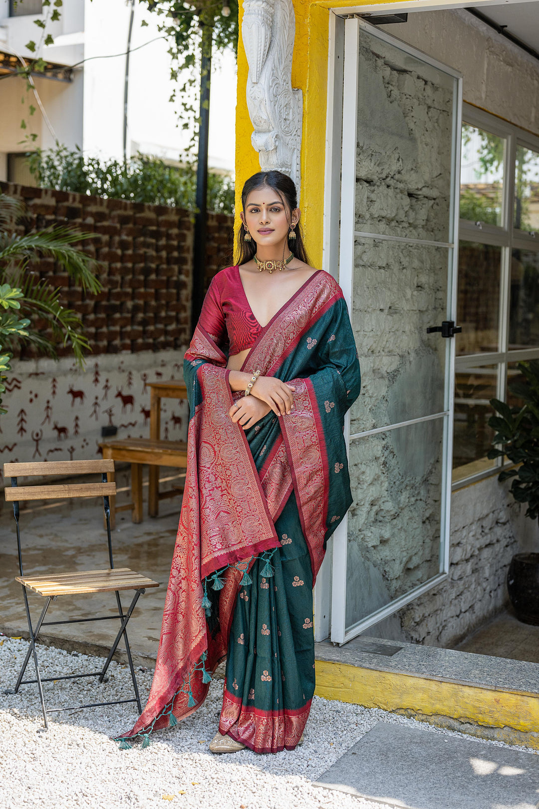 Soft Banarasi saree with intricate zari work, ideal for grand USA celebrations