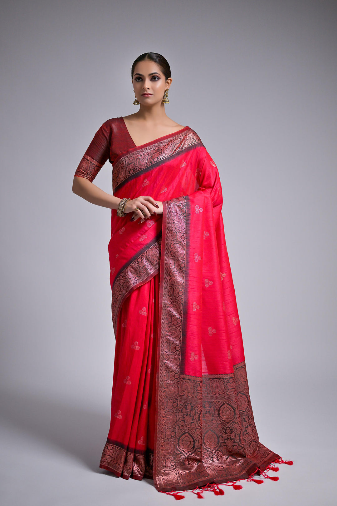 Premium Banarasi saree with classic zari pallu and butties for USA events