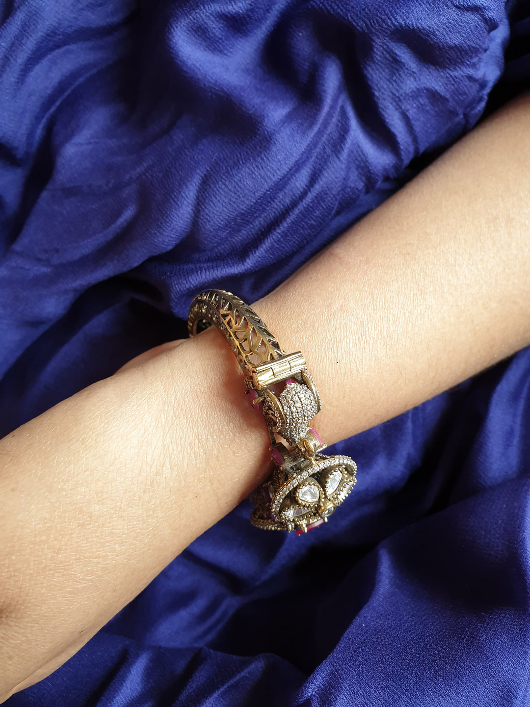 Elegant Traditional Bangles | Timeless Designer Jewelry Accessory