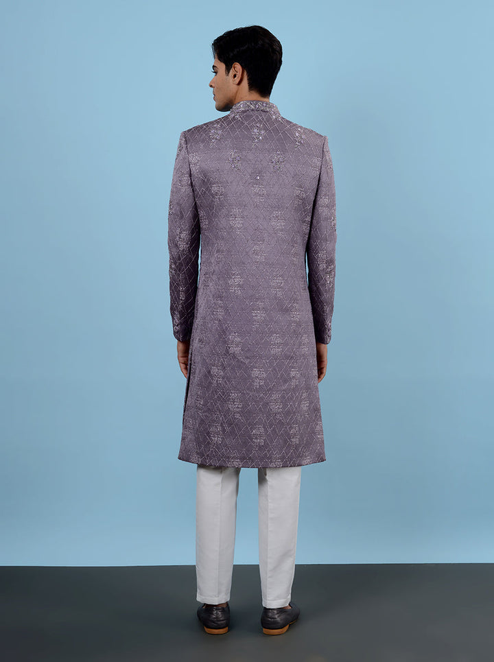 Make a lasting impression in the USA with this stylish lavender Indo Western, perfect for special occasions and celebrations.