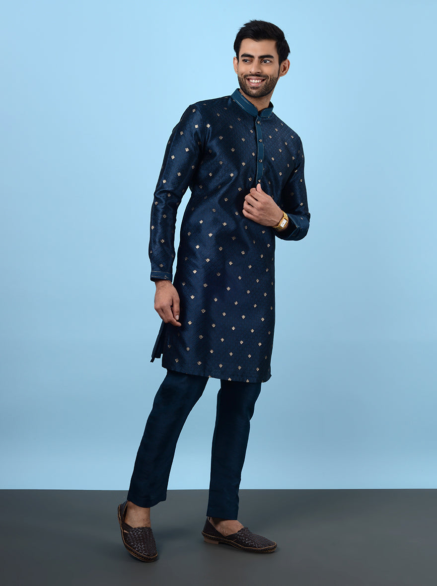 Stylish peacock blue kurta pajama, ideal for USA mehndi celebrations.