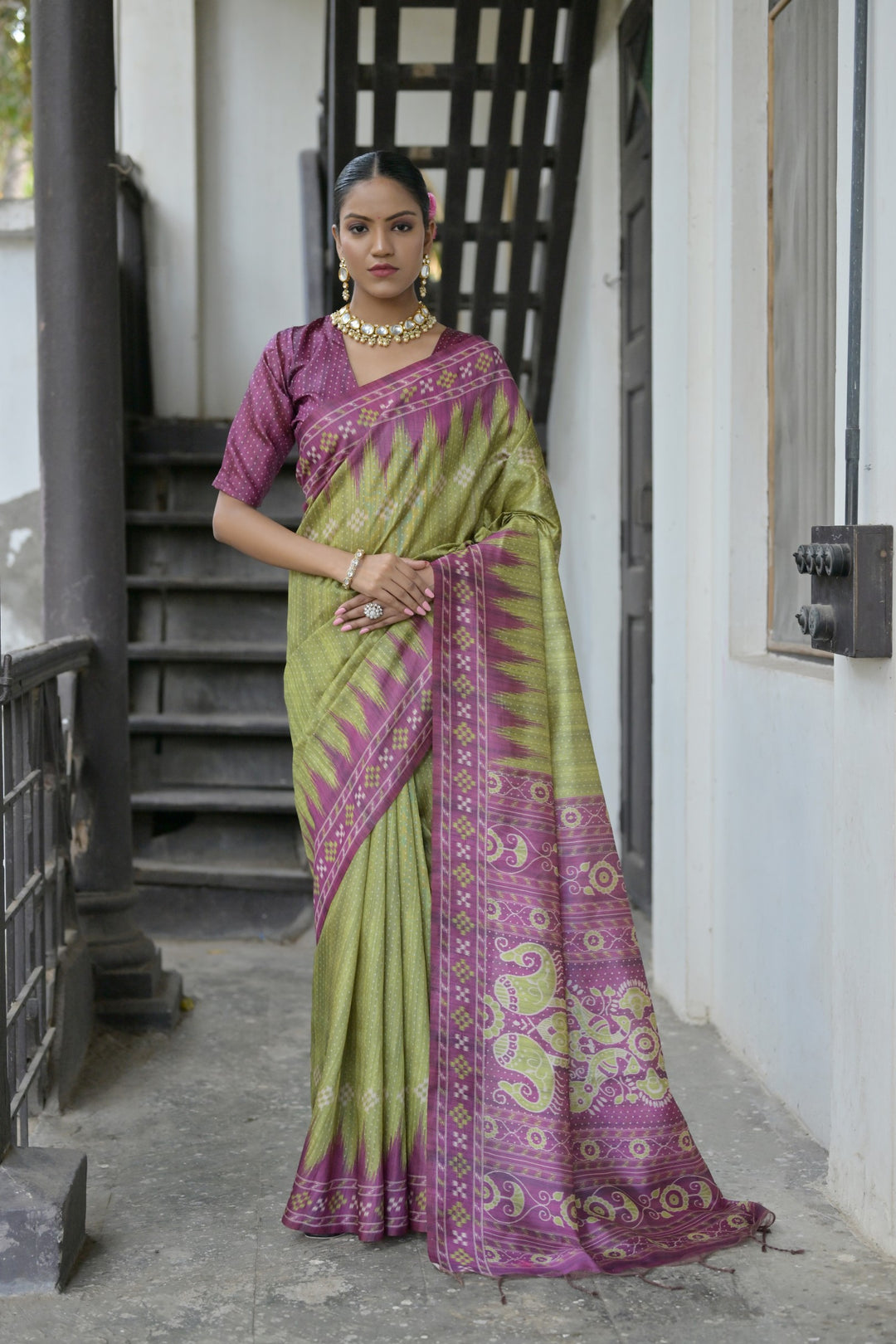 5.5 MTR Tussar silk saree with Ikkat pallu, perfect for spiritual events in the USA