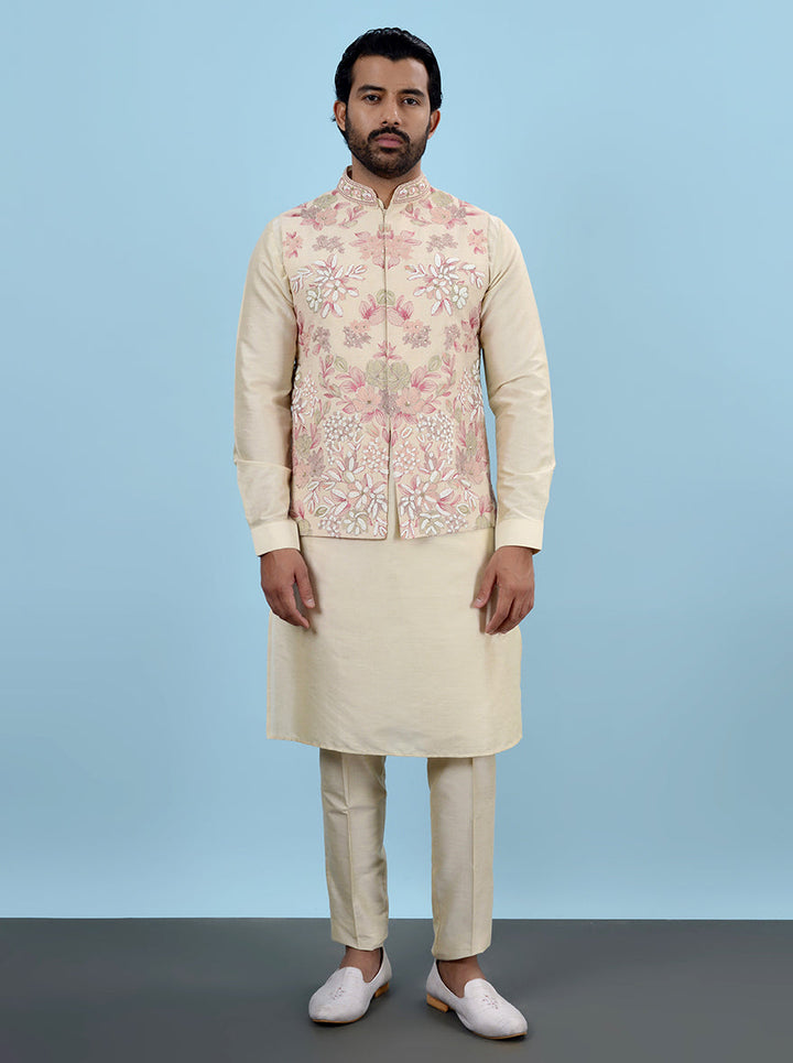 This embroidered outfit adds a touch of sophistication to your wardrobe, perfect for stylish occasions.