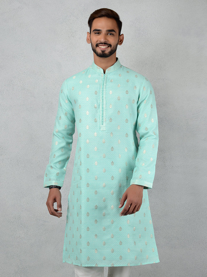 Stylish mint green kurta set for men, designed with trendy styles for celebrations and events in the USA.