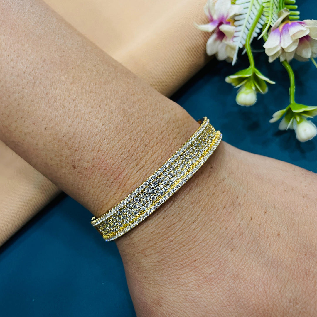 Exquisite AD diamond bracelet, crafted for luxury.