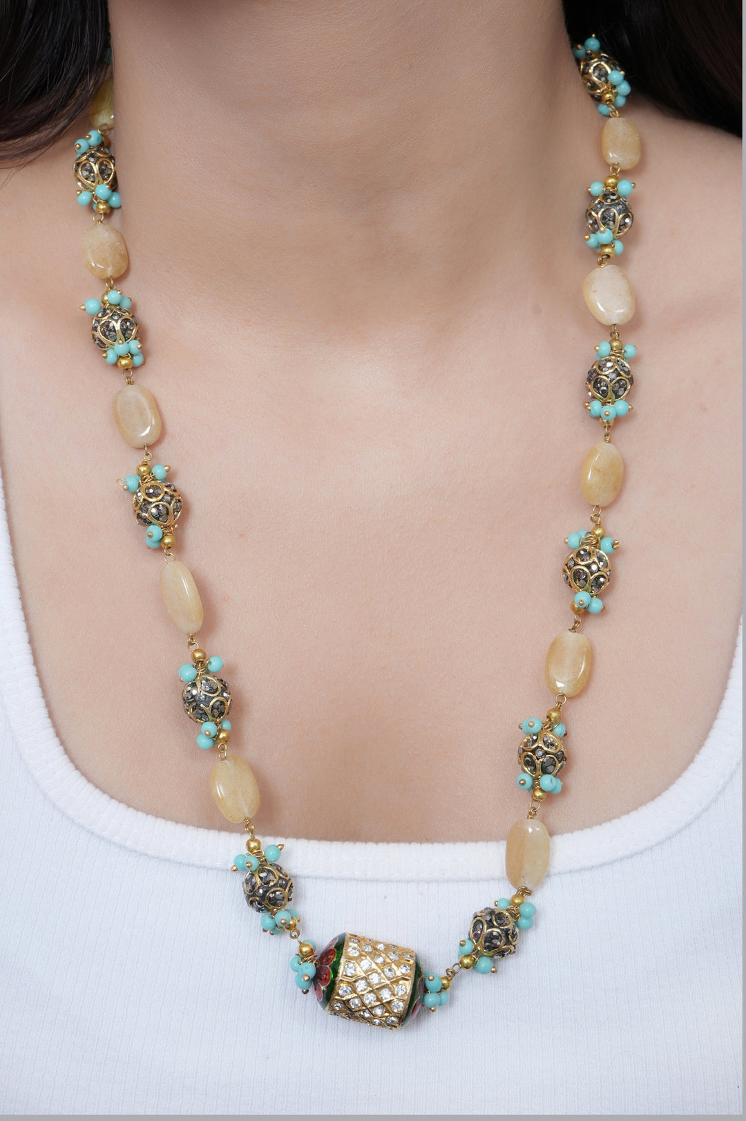 Elegant Pearl Pendant Necklace | Timeless Jewelry Statement