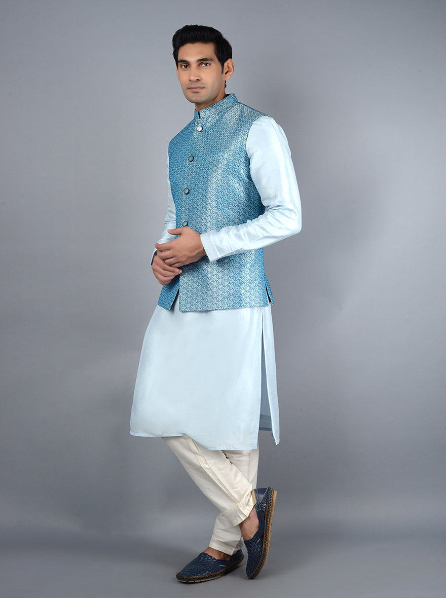 Designer blue Bandhgala jacket, ideal for festive events, combining modern style with traditional elements.