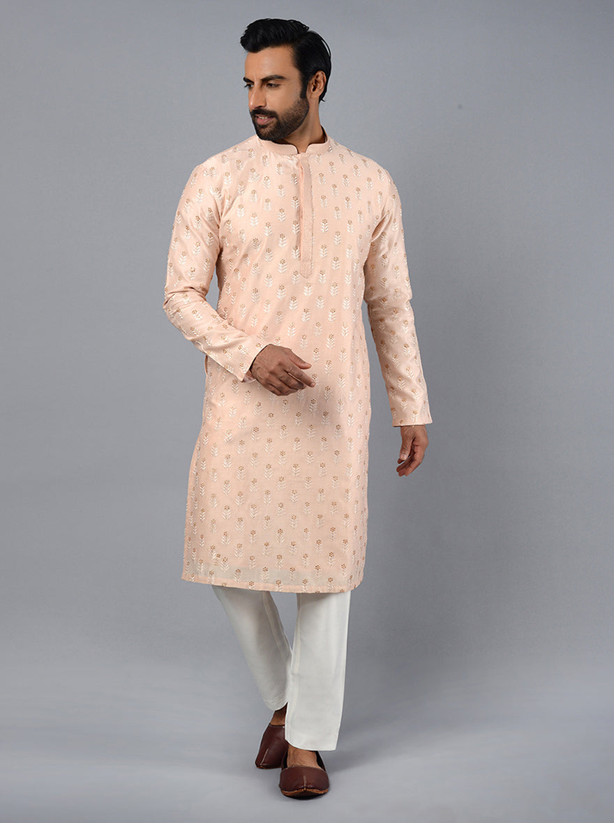 Ideal for festive occasions, this kurta set ensures comfort and sophistication.