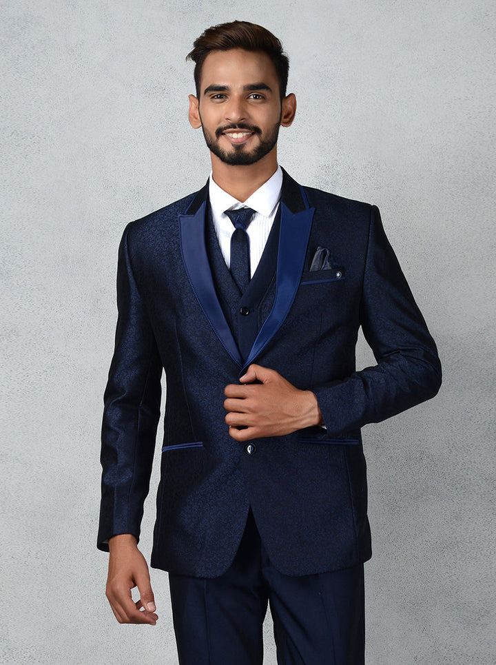 Stylish navy suit, a comfortable tuxedo designed for every formal occasion, ensuring a sharp and elegant appearance.