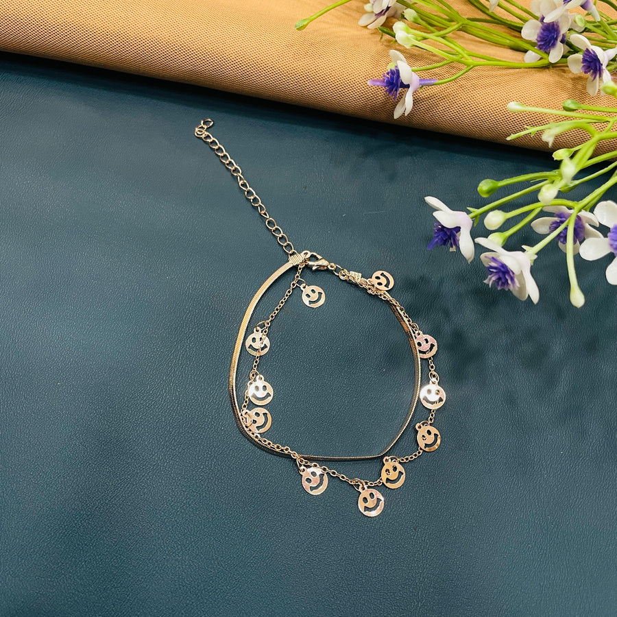 Elegant rose gold bracelet with a sleek minimalist design, perfect for everyday wear.