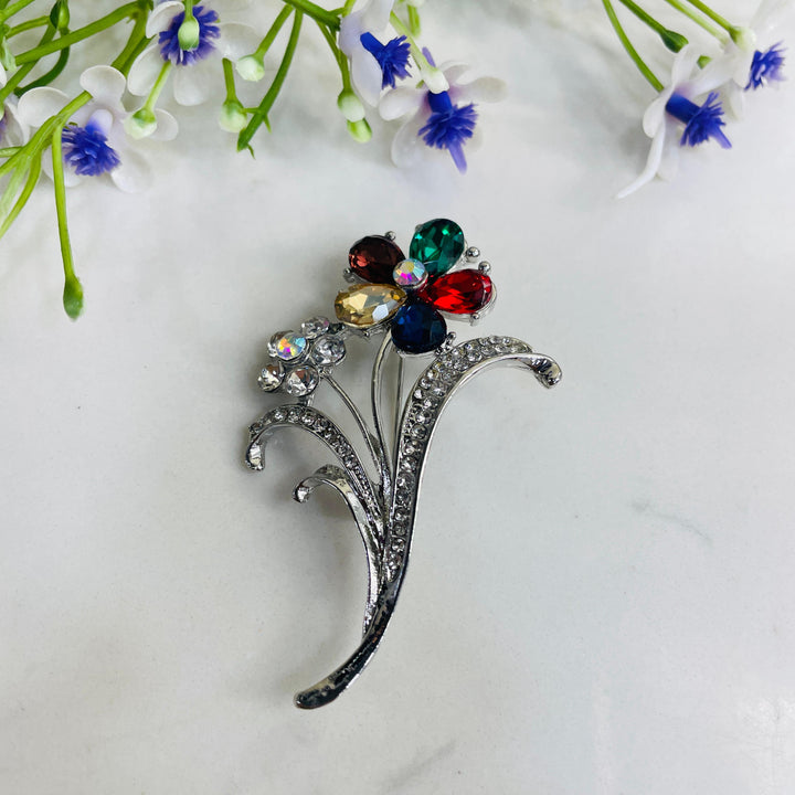 BROOCHES