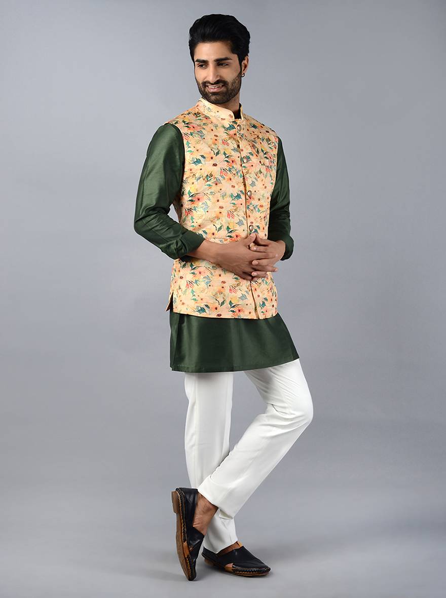 This cream waistcoat features a stylish print and regular fit, perfect for festive celebrations like haldi ceremonies.